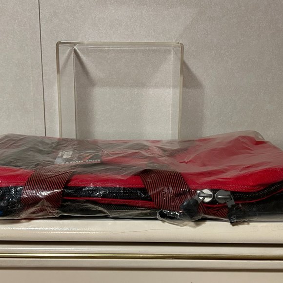 Vintage MARLBORO Unlimited Gear Insulated Collapsible Cooler NEW - Picture 3 of 3